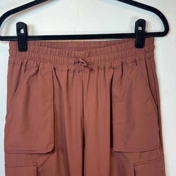 Fabletics Women’s Heights Cargo Pants Sepia Brown Baggy Wide Hiking Trail Medium - Picture 7 of 15